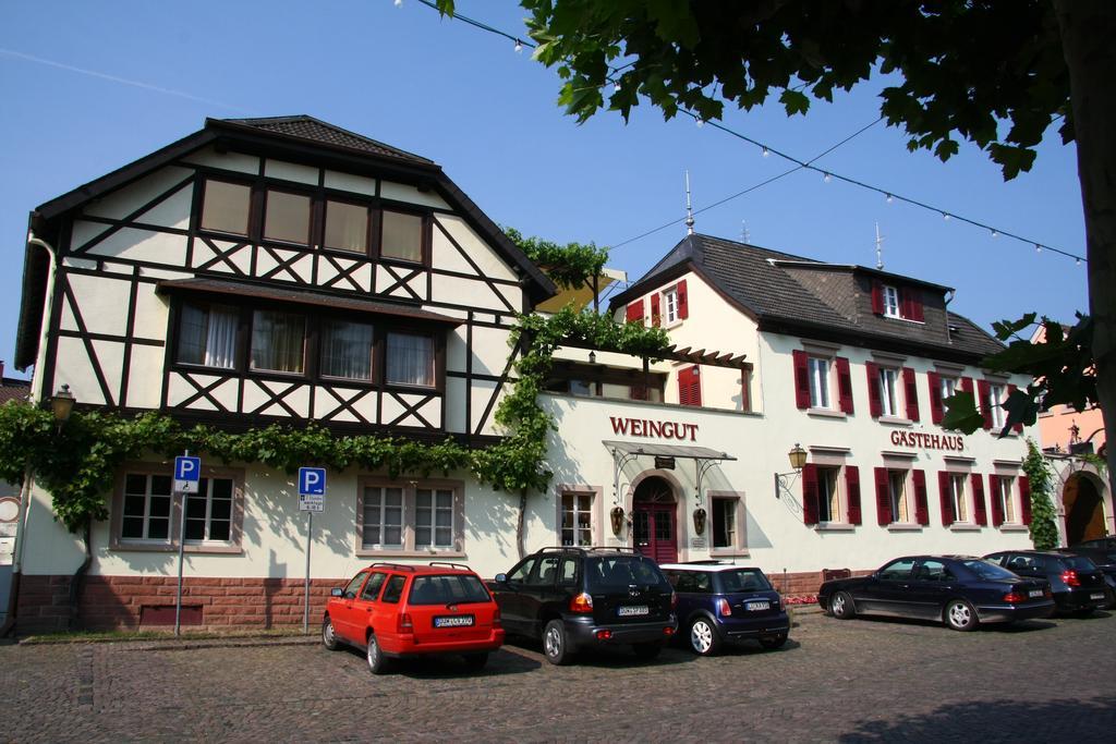 Gaestehaus Hebinger Am Schlosspark Deidesheim Bagian luar foto